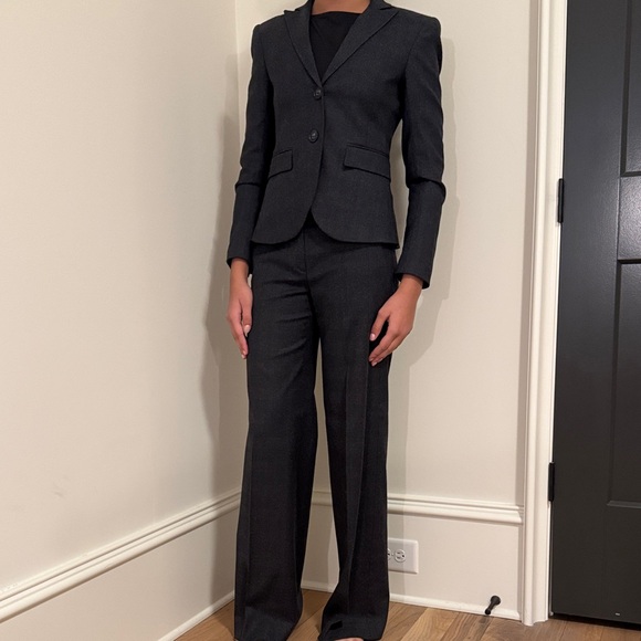 Theory Women's heather charcoal suit 00